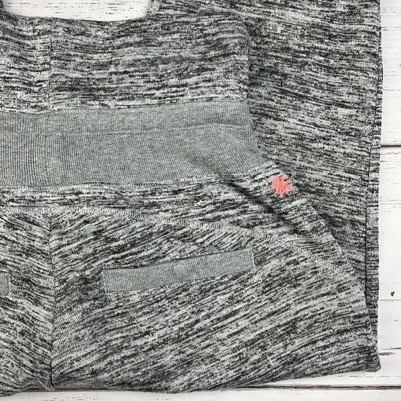 Athleta Chillax Foldover Capri Heather Grey Lounge Activewear Pants - Picture 7 of 11